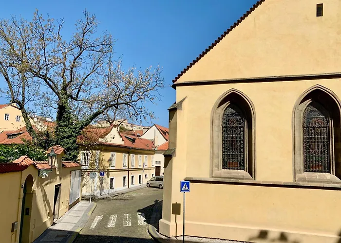 Romance In The Old Town